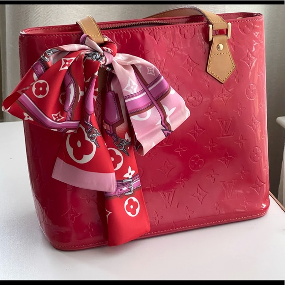 💗Louis Vuitton Houston bag in pretty pink color - Picture 1 of 15